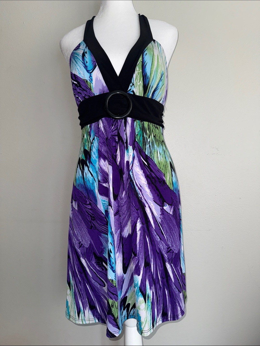 Is byer backless strapless halter midi dress